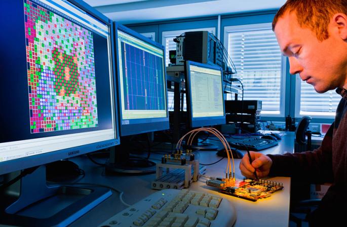 Technical Support and Specialized Consulting